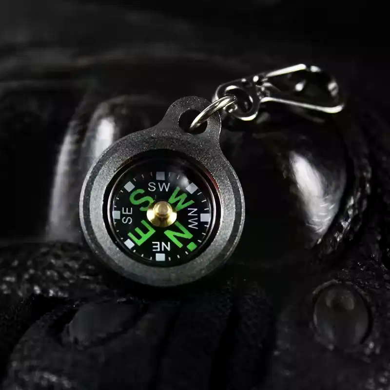Mini boussole en alliage d'alu - Compass Keychain Mini avis et prix